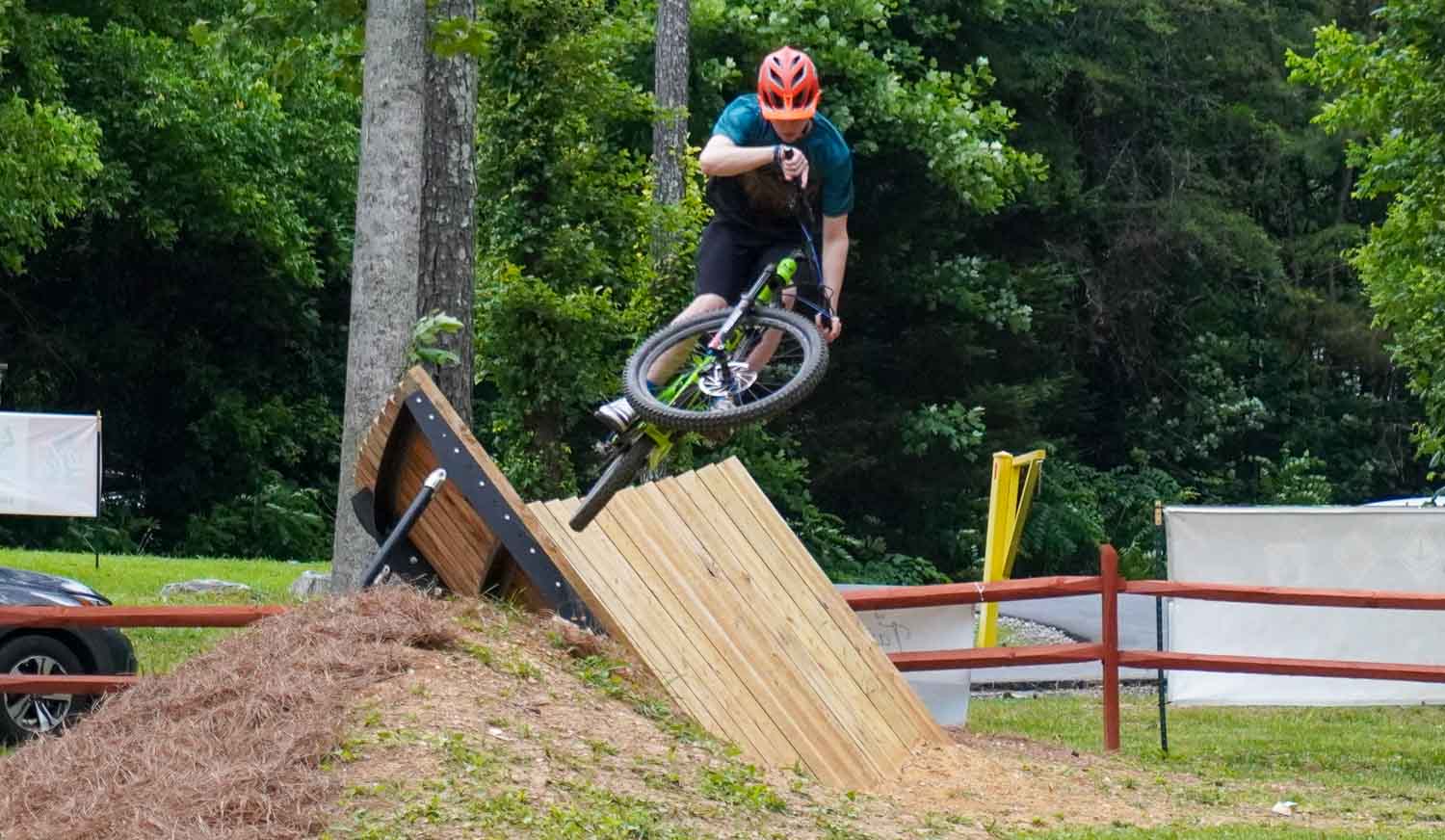 Doris Wigington Park Skills Area Curve Wall